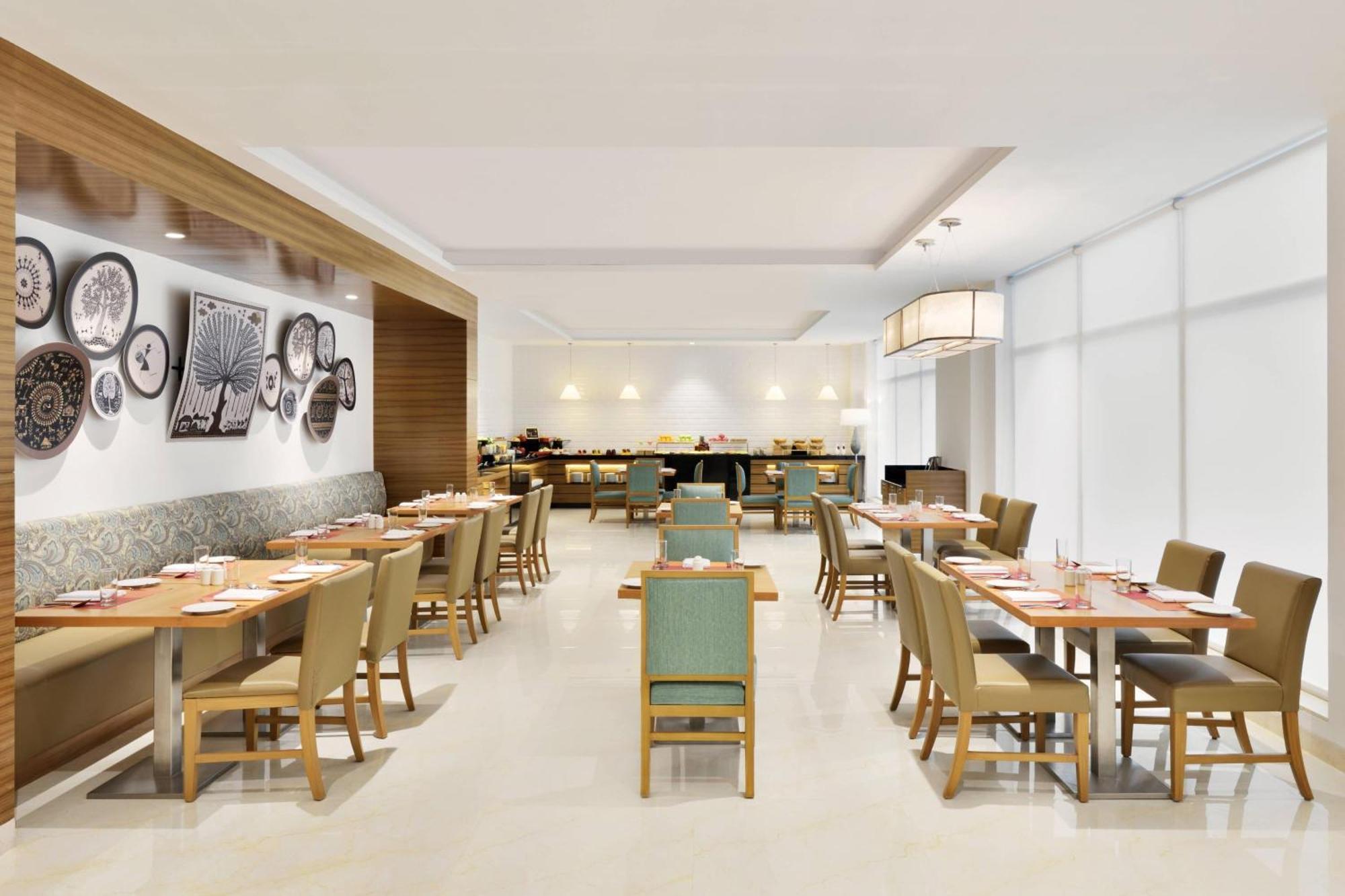 浦那哈拉迪万豪费尔菲尔德酒店 外观 照片